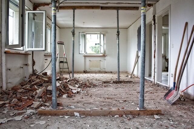 Renovation Waste Disposal: 6 Ways to Safely Do It